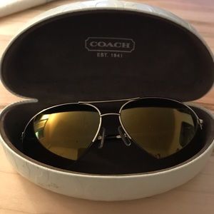Coach aviator style sunglasses